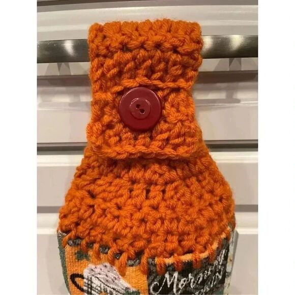 Crochet Top Kitchen Towel- Morning Pumpkin - Picture 2 of 3